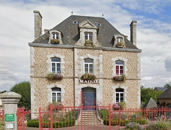 Mairie Saint-Fraimbault